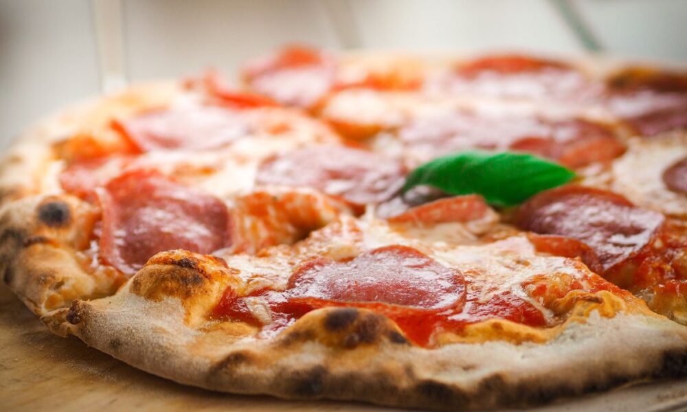 Chill & Pizza: Włoskie smaki w sercu Warszawy