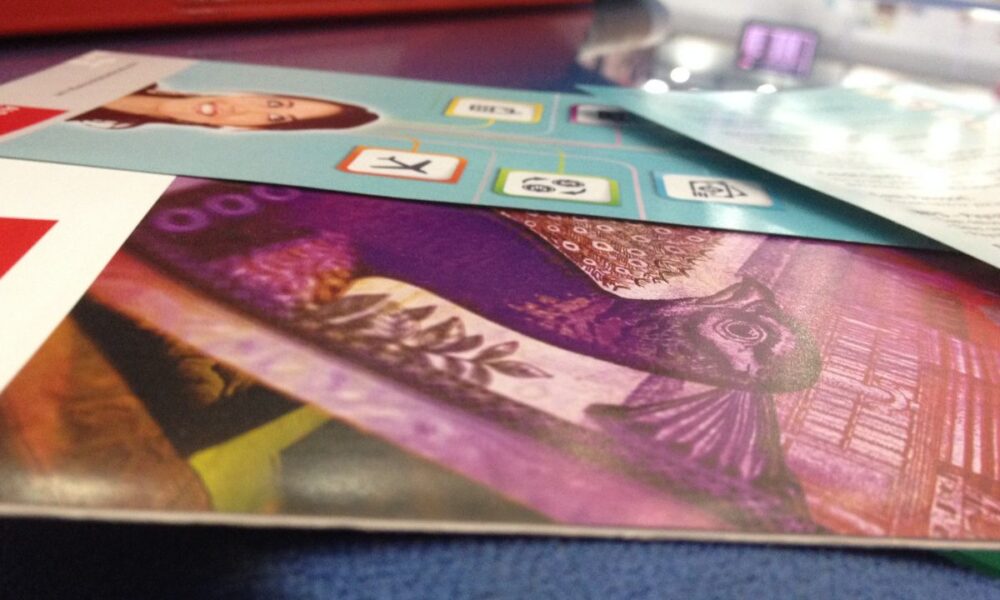 Techniki drukowania ulotek i broszur: jak wybrać odpowiednią metodę?