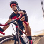 Przygotowanie do triathlonu: najlepsze miejsca do treningu rowerowego w Warszawie