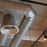Dlaczego klimatyzacja przemysłowa jest niezbędna dla efektywności i komfortu w firmie?