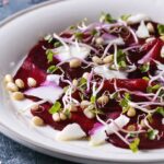 Smakowita podróż po włoskich smakach Carpaccio z buraków w trattorii na Wilanowie