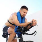 Znaczenie regeneracji i odpoczynku w treningu triathlonowym: Jak unikać przetrenowania