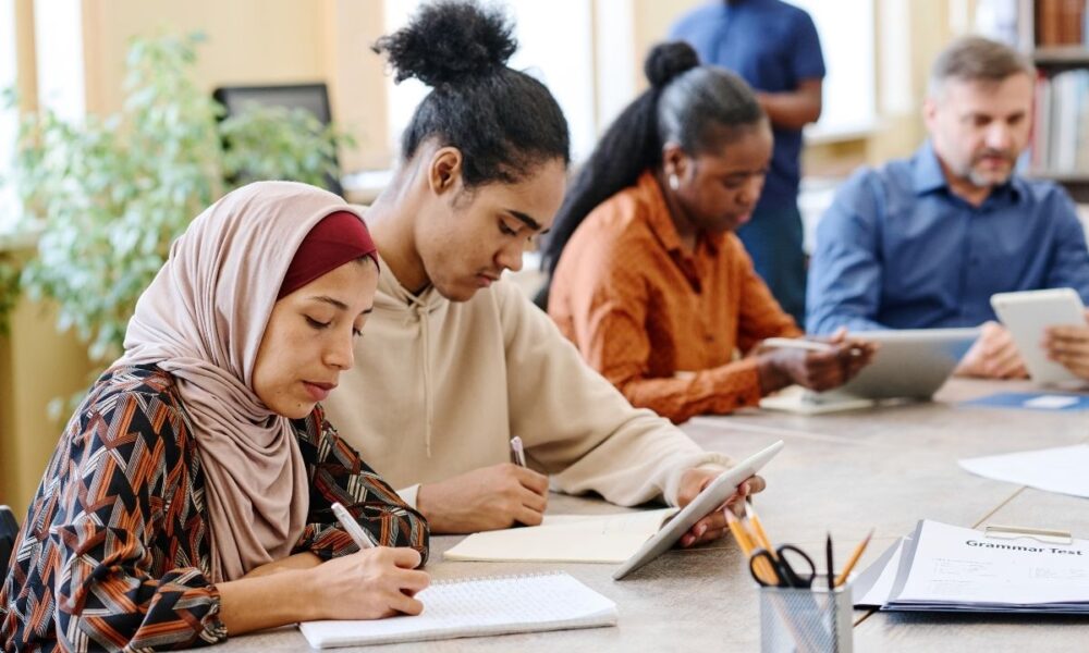 Free Polish lessons for refugees – how it works at Cup of Polish
