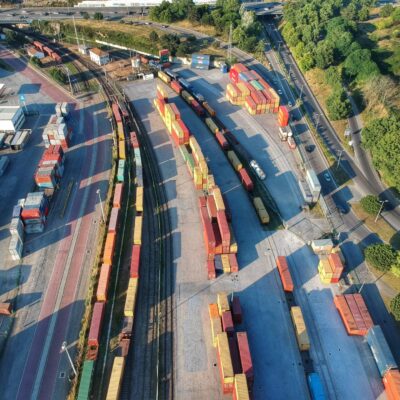 Transport intermodalny: efektywne rozwiązania logistyczne dla nowoczesnego biznesu